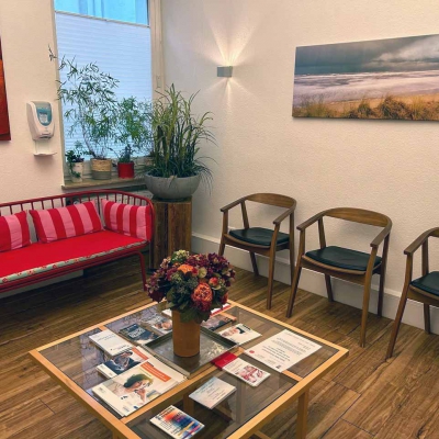 Wartezimmer-Dr.-Maike-Klingler.jpg